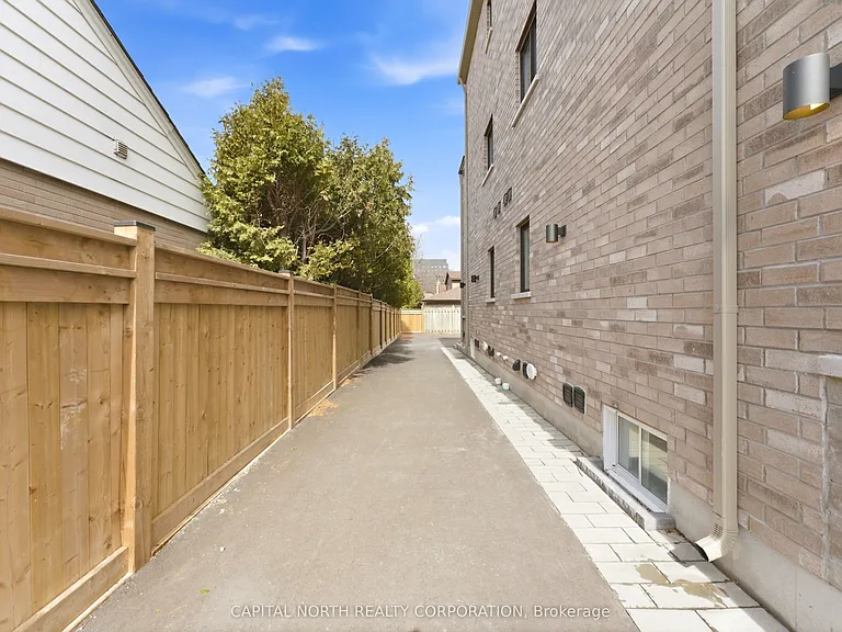54 Touraine Ave #4 — Photo 30