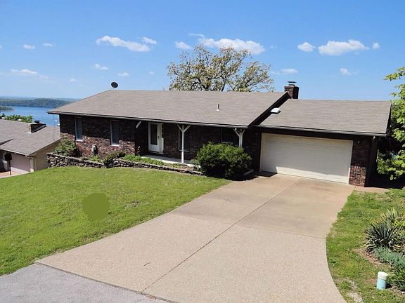 2nd image of 67 Bishop Ln