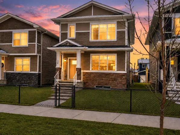 106 Dawson Harbour Rise, Chestermere, AB T1X 1Z7