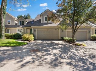 1302 Magnolia Dr UNIT 1302, Wayland, MA 01778