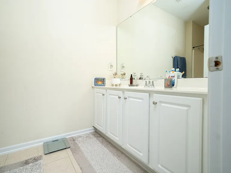 1606 Morehead Hill Ct — Photo 29