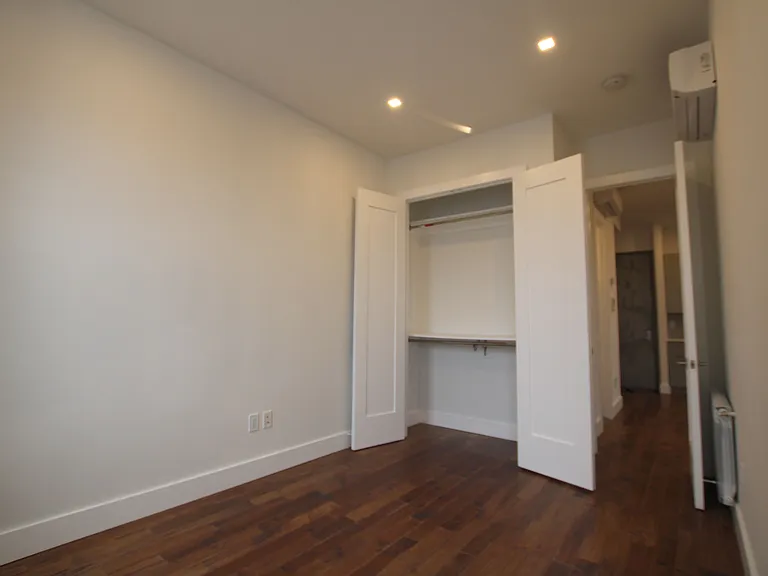 60-01 70th Ave #3 — Photo 9