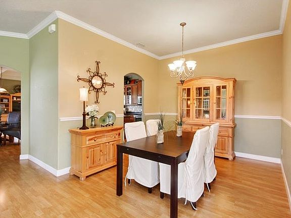 4th image of 2437 Walden Grove Ln