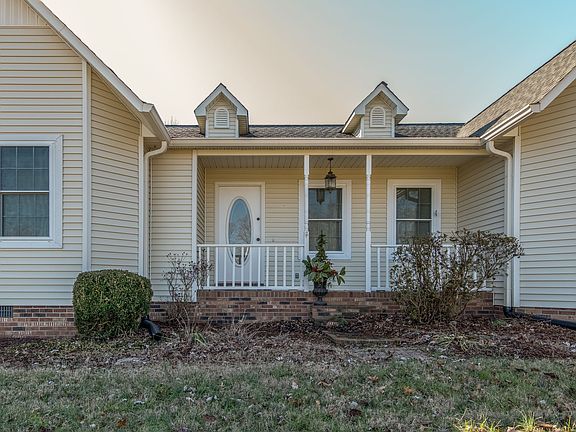 3rd image of 2251 Granddaddy Rd