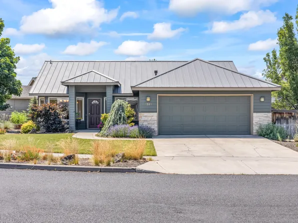 1319 NE Tucson Way, Bend, OR 97701