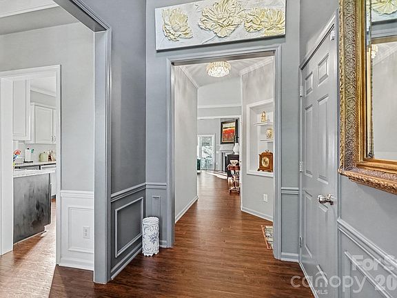 3rd image of 7024 Saranac Ln