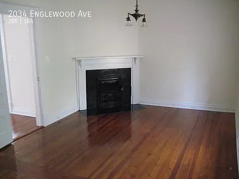 2034 Englewood Ave — Photo 2