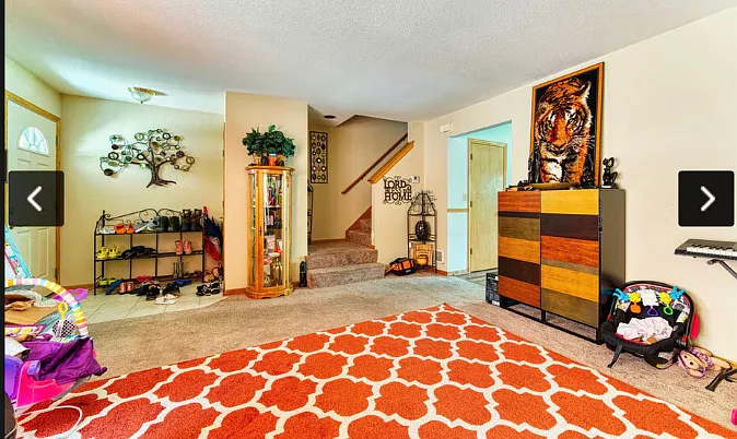 1302 E Buckwood Dr — Photo 3