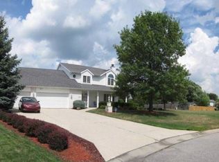 2926 Briar Rose Ct, Fort Wayne, IN 46815