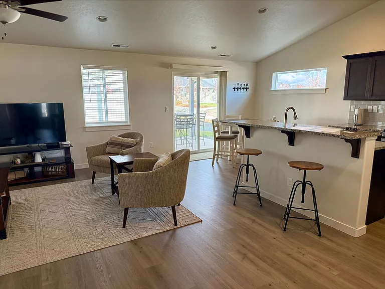 10710 W Catmint Dr — Photo 4