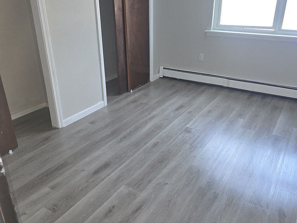 2nd image of 125-127 Zion St #2E