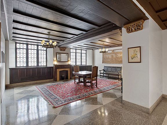3rd image of 320 E 42nd St APT 1216