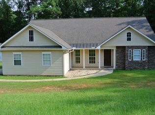 947 Larkin Rd, Elba, AL 36323