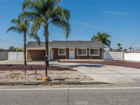 10674 Locust Ave, Bloomington, CA 92316
