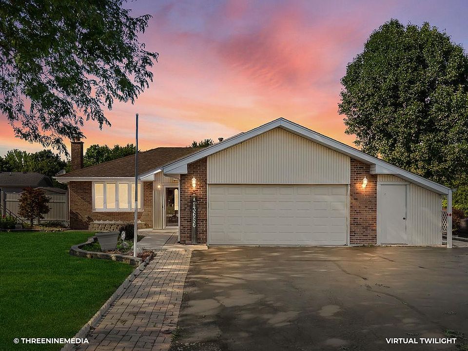 1st image of 13656 W Deervalley Dr