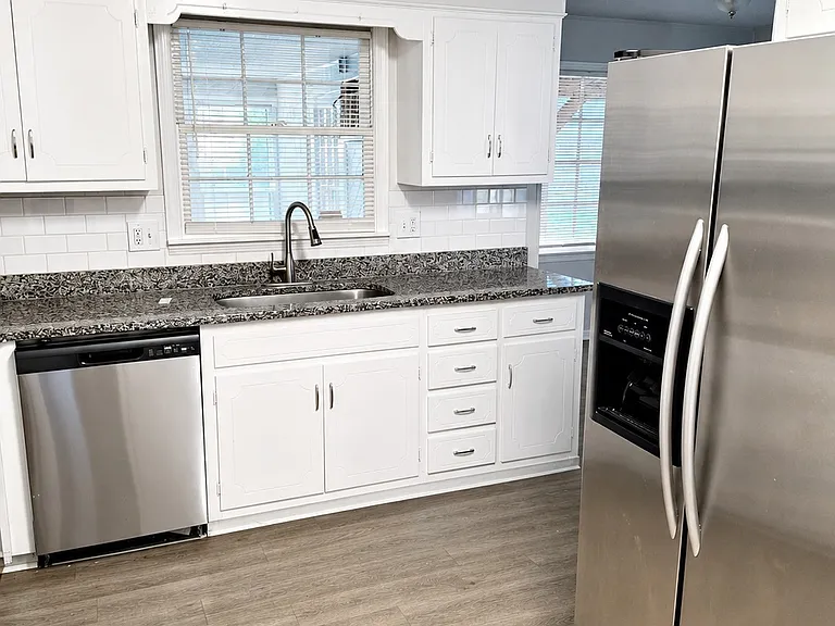1820 Cumberland Ave SW — Photo 5