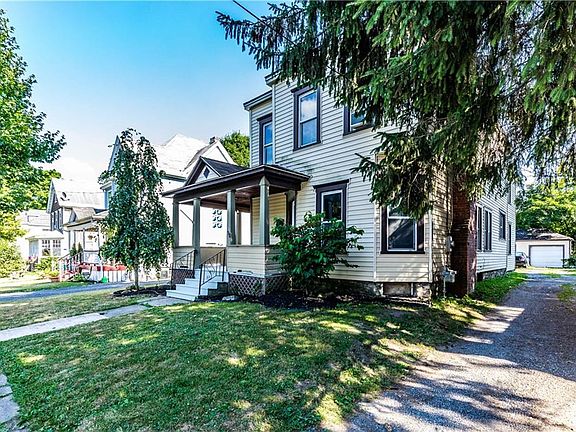 3rd image of 108 E Heman St