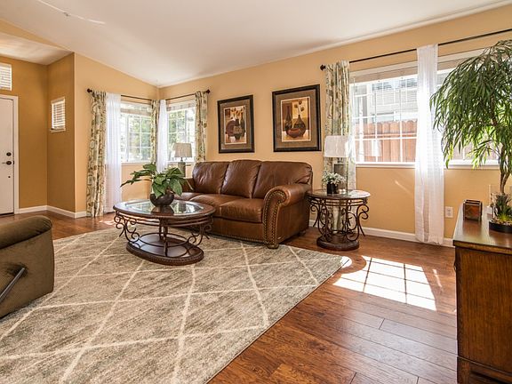 5th image of 848 Laugenour Ct