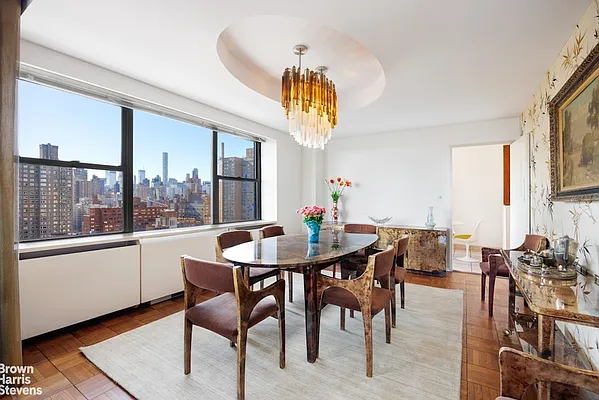 Dining area, photo 1