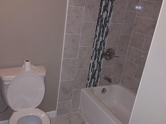 4th image of 138 Highland Ave
