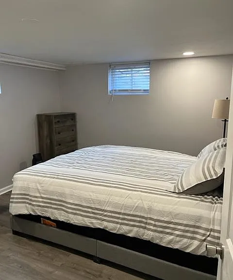 410 Moseley Dr — Photo 11