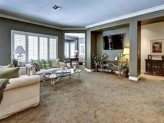 4th image of 1642 Sebring Hills Dr