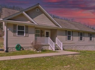 371 Lantern Way, Frenchburg, KY 40322