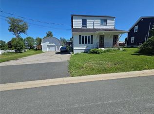 325 Church St, Bathurst, NB E2A 1J8