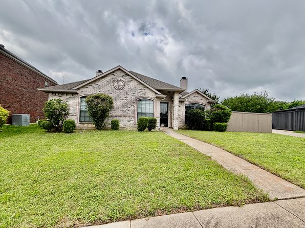 1701 Hillside Dr