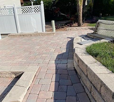 3rd image of 335 Augusta Ave