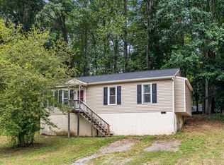 5048 Glen Tara Dr, Midlothian, VA 23112