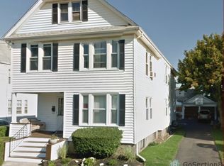 68 Crowther Ave, Bridgeport, CT 06605