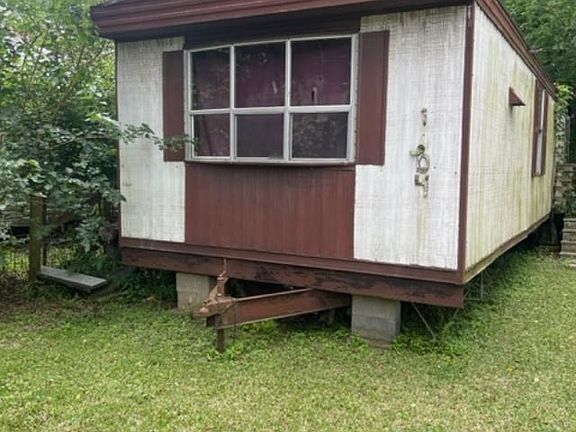2nd image of 1604 Fairmount Ave