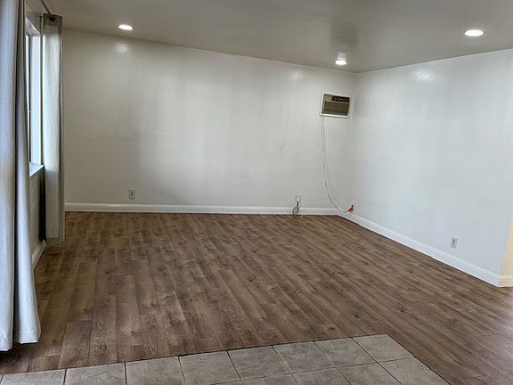 3rd image of 900 Sobrato Dr APT B