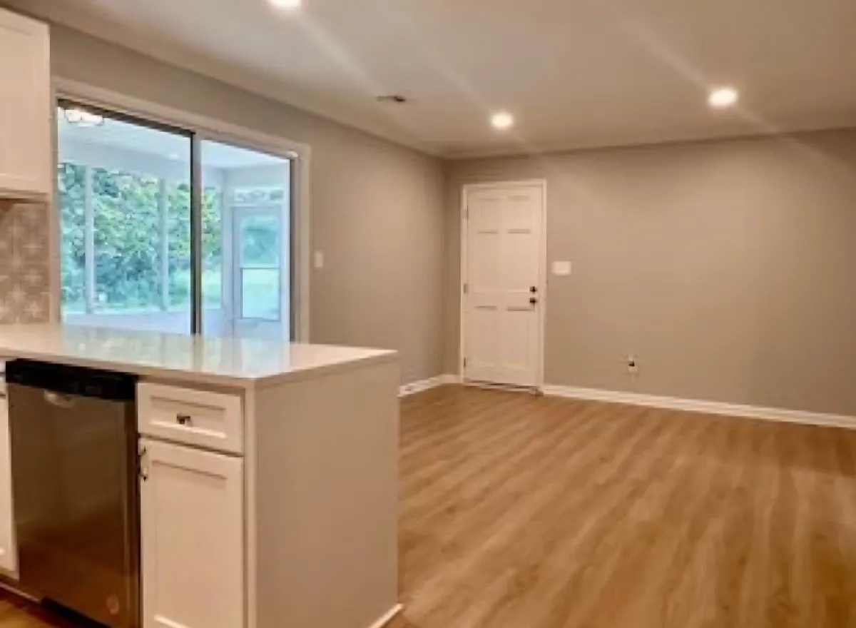 Building Photo - 6622 Brushwood Dr