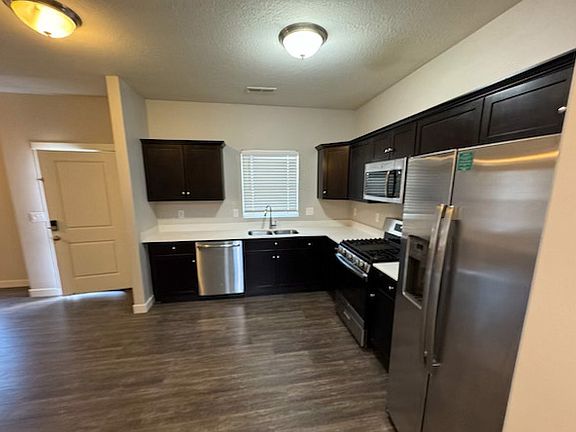 3rd image of 3763 W Drexler Dr