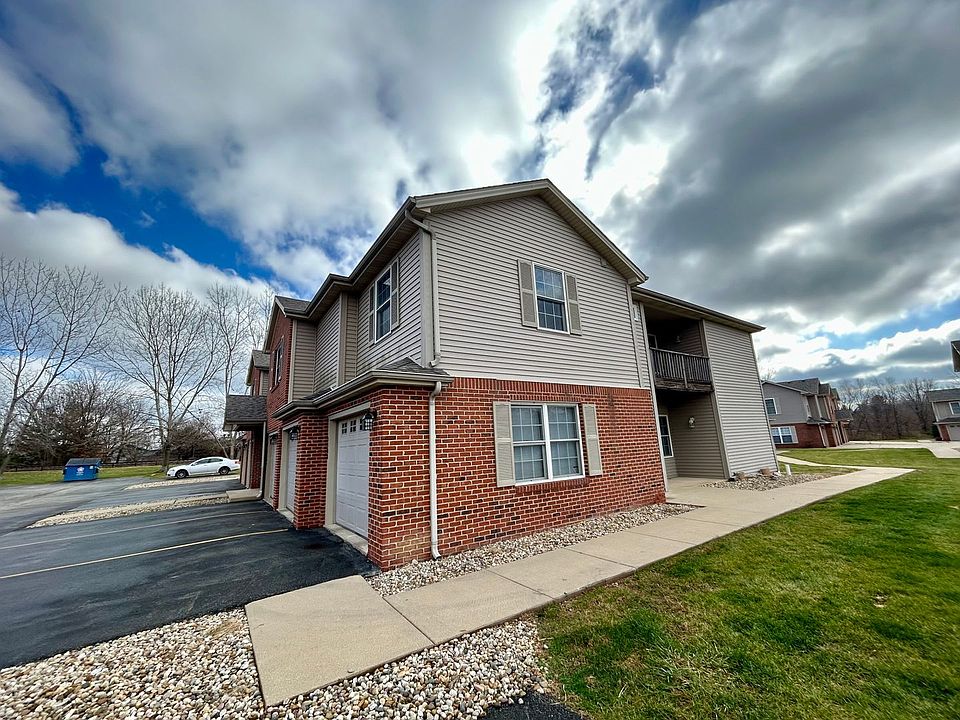 1st image of 1102 Ravina Dr #1B-1Ba-900Sqft