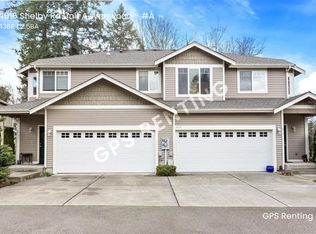 4016 Shelby Rd #A, Lynnwood, WA 98087