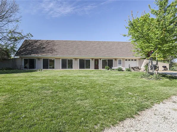 974 Shackelford Rd, Bates City, MO 64011