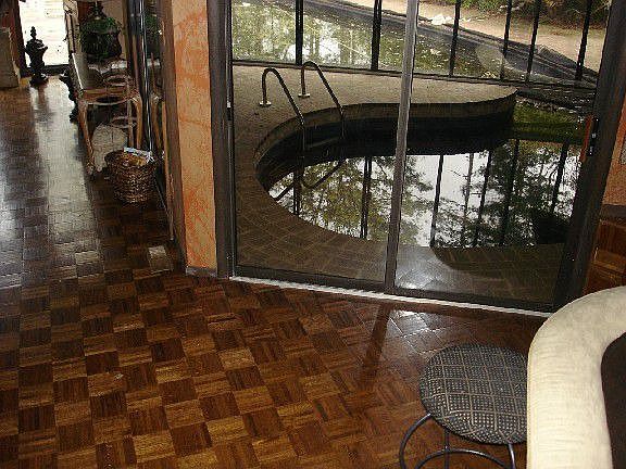 Indoor/ Outdoor Pool