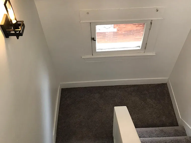 337 Chittenden Ave #C — Photo 4