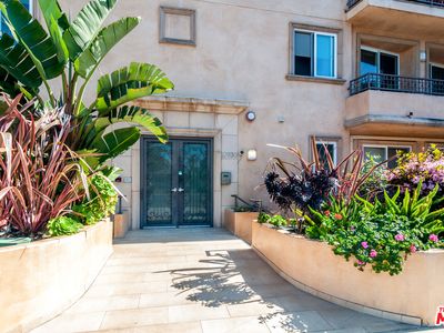 10930 W National Blvd #302, Los Angeles, CA, 90034