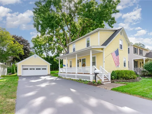21 Hulburt Ave, Fairport, NY 14450