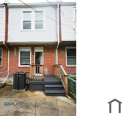 1626 Carswell St — Photo 14