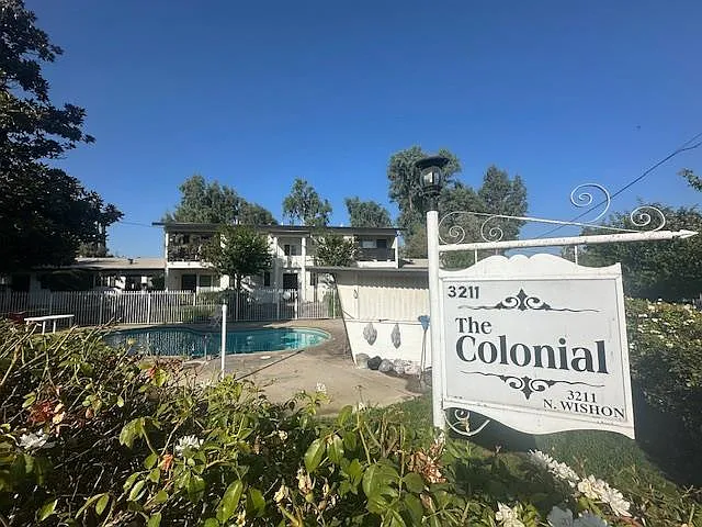 1 bed, 7000 sqft, $1,295 — Photo 3