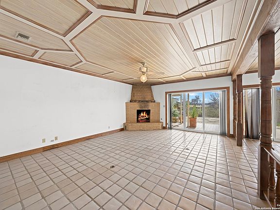 5th image of 779 Oakland Hills Lane