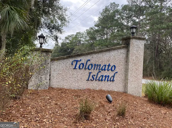 1 Old Cane Mill Dr SE, Darien, GA 31305