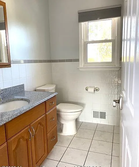 55 Heath Ave — Photo 7