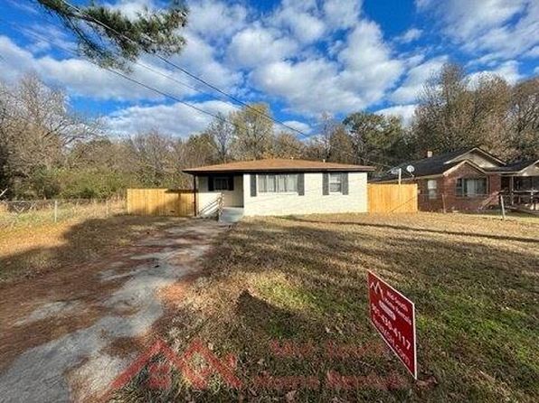 858 Eyers Rd