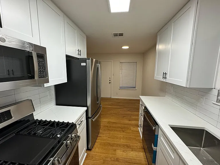 5214 Tahoe Trl #A — Photo 10